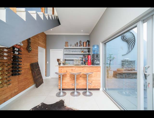 4 BEDROOM FREESTANDING FOR SALE IN SIMBITHI ECO ESTATE